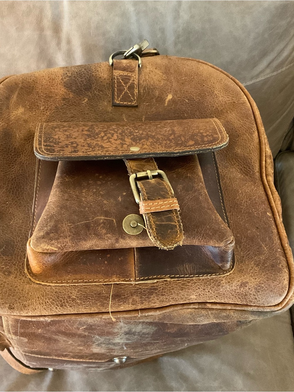 Kodiak Leather Large Weekender Duffle Bag - Picture 7 of 13